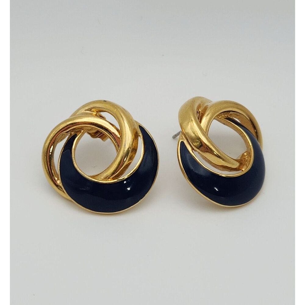 Vintage 80s Trifari Pierced Earrings Grandmacore Circle Knots Navy Enamel Gold